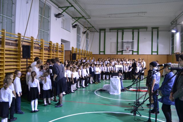 Októberi ünnepély