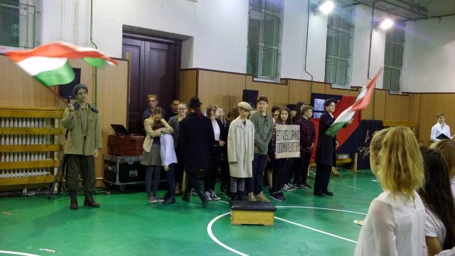 Októberi ünnepély