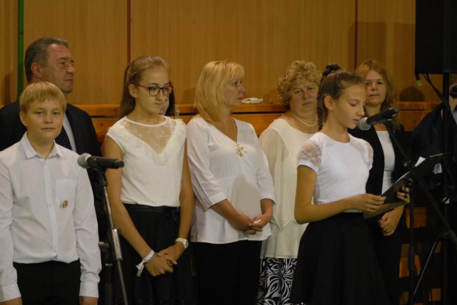 Évnyitó
