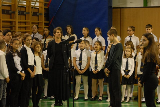 Októberi ünnepély