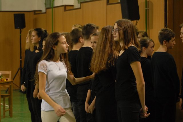 Októberi ünnepély