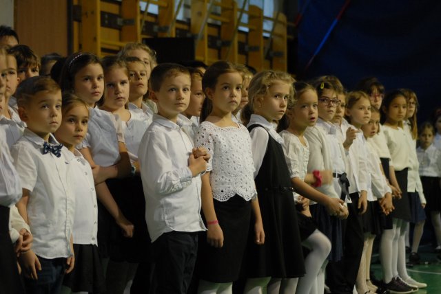 Októberi ünnepély