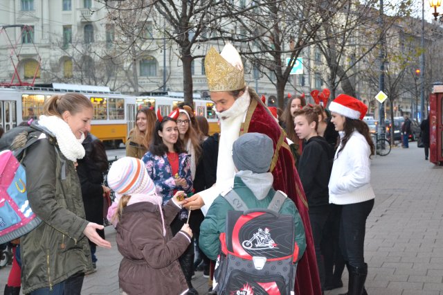 Mikulás a Gárdonyiban