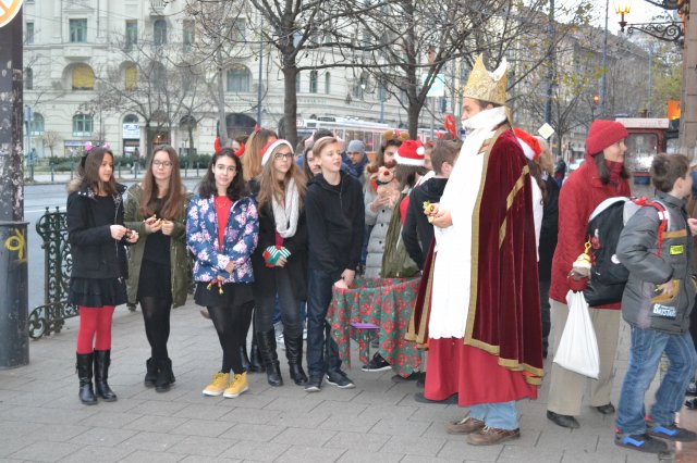 Mikulás a Gárdonyiban
